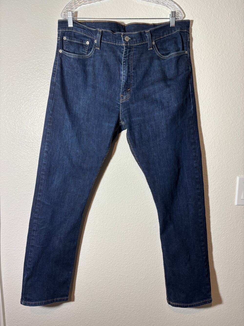 Levi Strauss Men's Size 38x30 Slim Straight Dark Wash Denim Blue Jeans